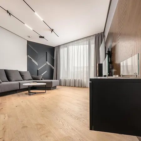 A Very Luxurious In Sofia's Building Of The Year Apartman Szófia
