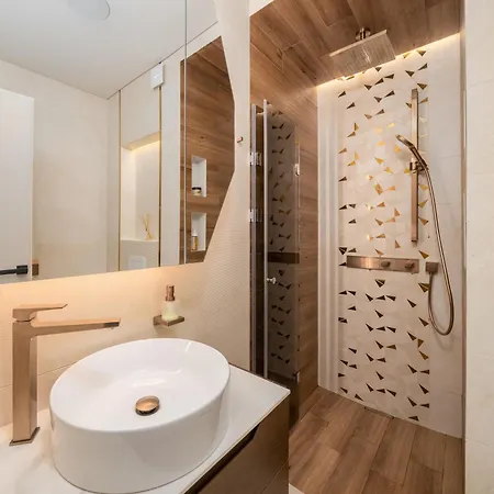 A Very Luxurious In Sofia's Building Of The Year Szófia